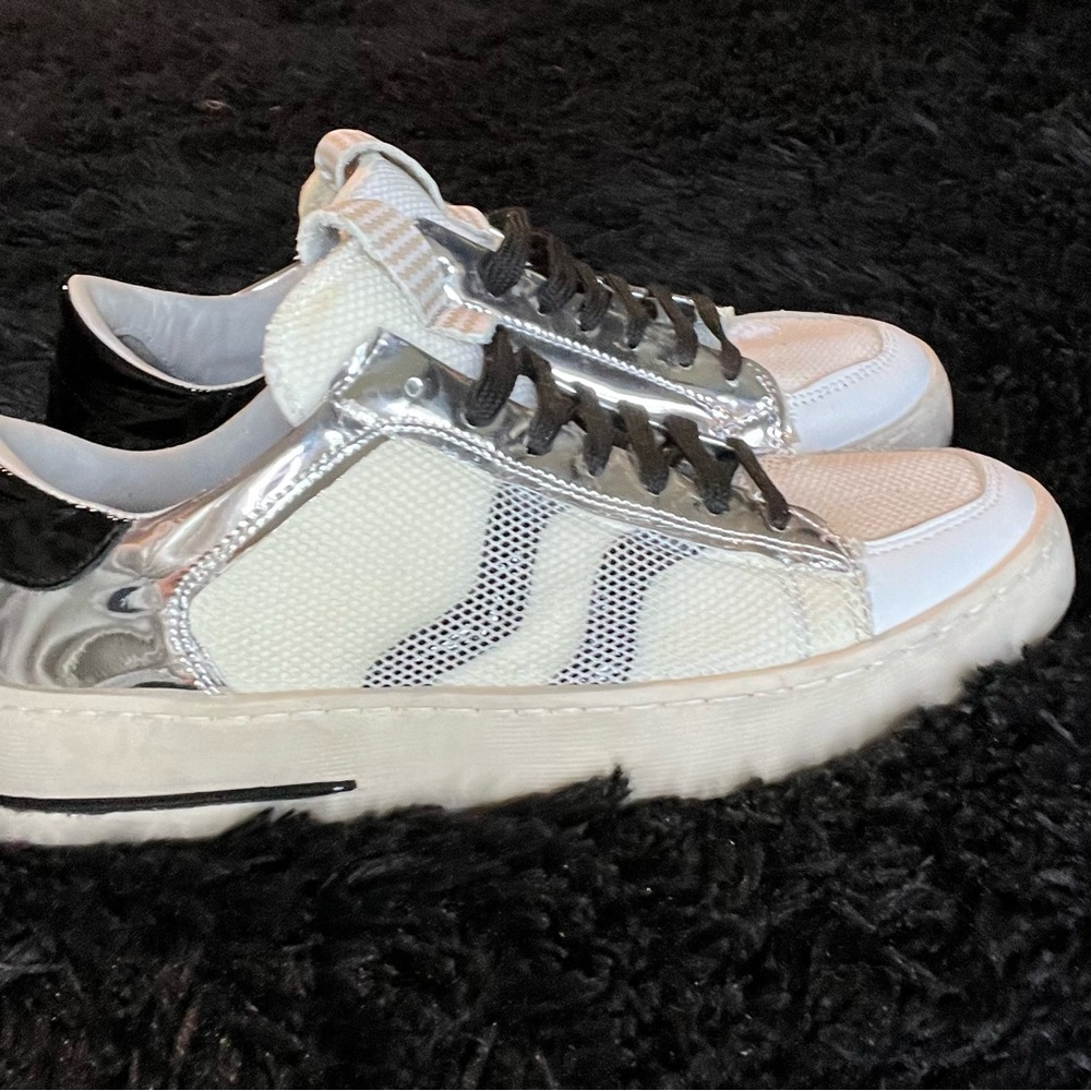 Silver and White Classic Sneakers with Chevron Stripes